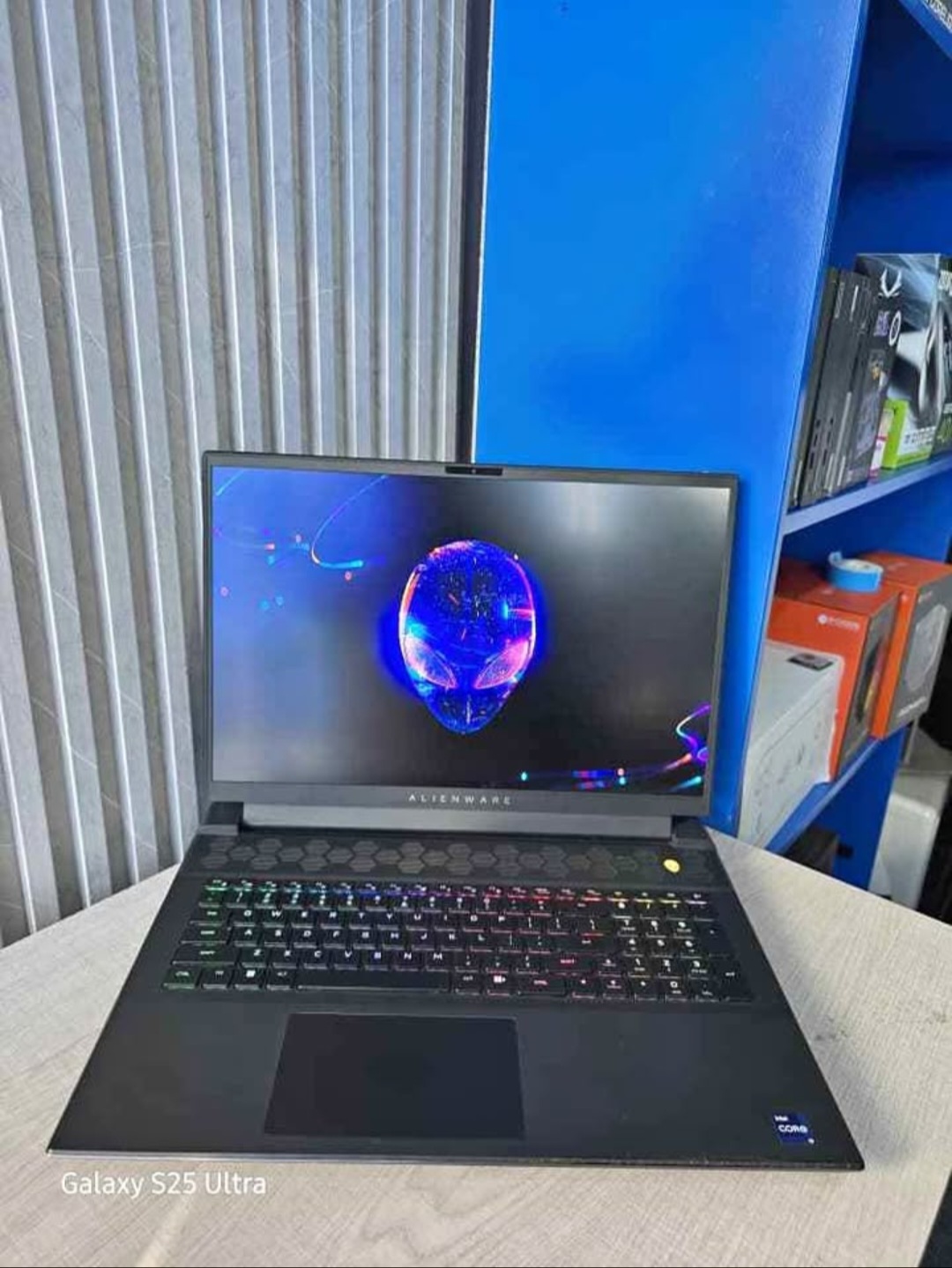 ALIENWARE M18 R1 RTX 4090 GAMING/WORKSTATION LAPTOP   Core i9-13980HX 5.6ghz Processor @24 cores 32 threads 64 gig ddr5 ram 1tb nvme ssd 18 inch FHD+ IPS 480hz Display 480hz Refresh Rate Full RGB Backlit  Keyboard Intel UHD Graphics Nvidia Rtx 4090 16gig graphics card Usb 3.2 Wifi 7 Bluetooth HDMI H thumbnail