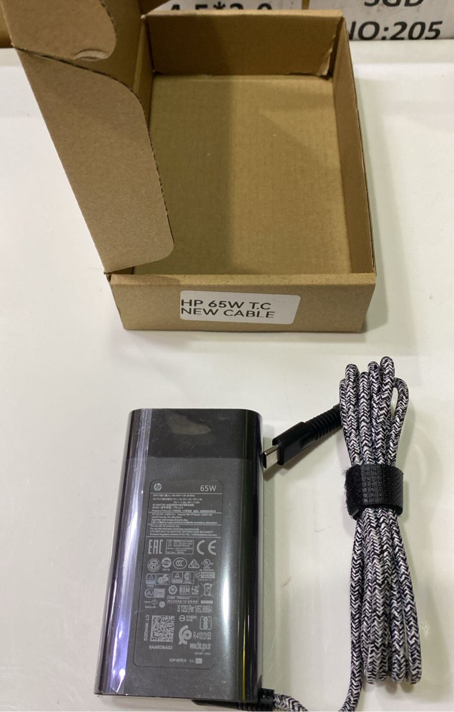 HP P/N: L45962-001 Power: 65W 20V ⎓ 3.25A USB Type-C Model: TPN-LA12 Lite-On P/N: PA-1650-38HU HP replacement/spare: L04650-850 Input: 100–240V, 50/60Hz  FCC ID +1 thumbnail