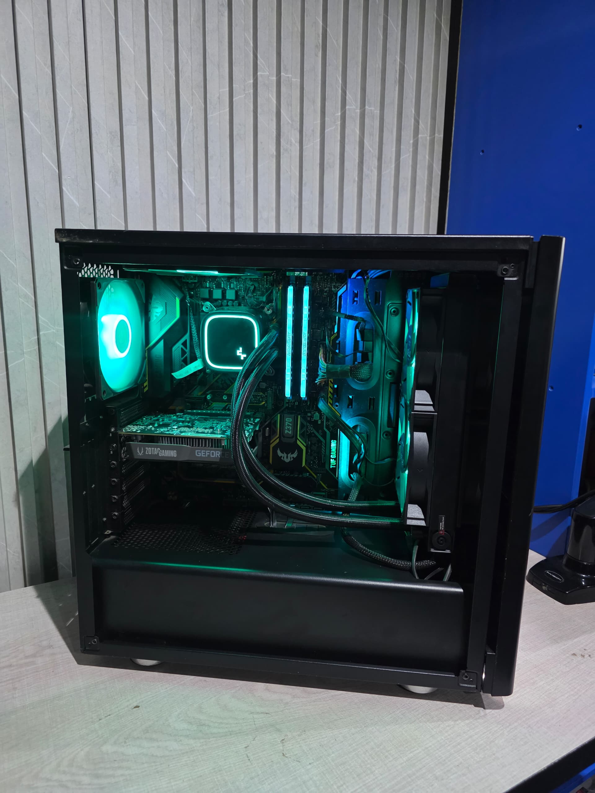 Custom Built Gaming PC Core i7 8700k 16gig ram 512gig ssd Nvidia RTX 3050 6gig thumbnail
