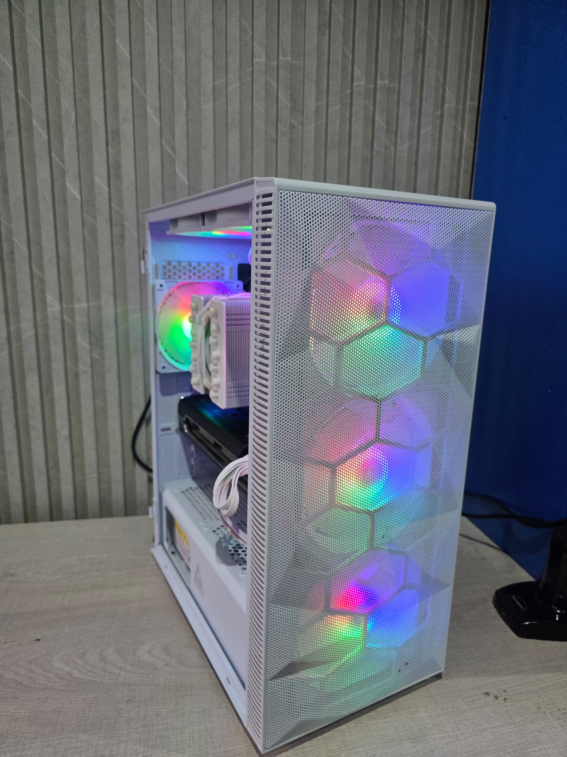 Ryzen 5 3600 16gig ram 512gig ssd Nvidia Rtx 3050 6gig Graphics  Card Gaming Case Gaming PSU thumbnail