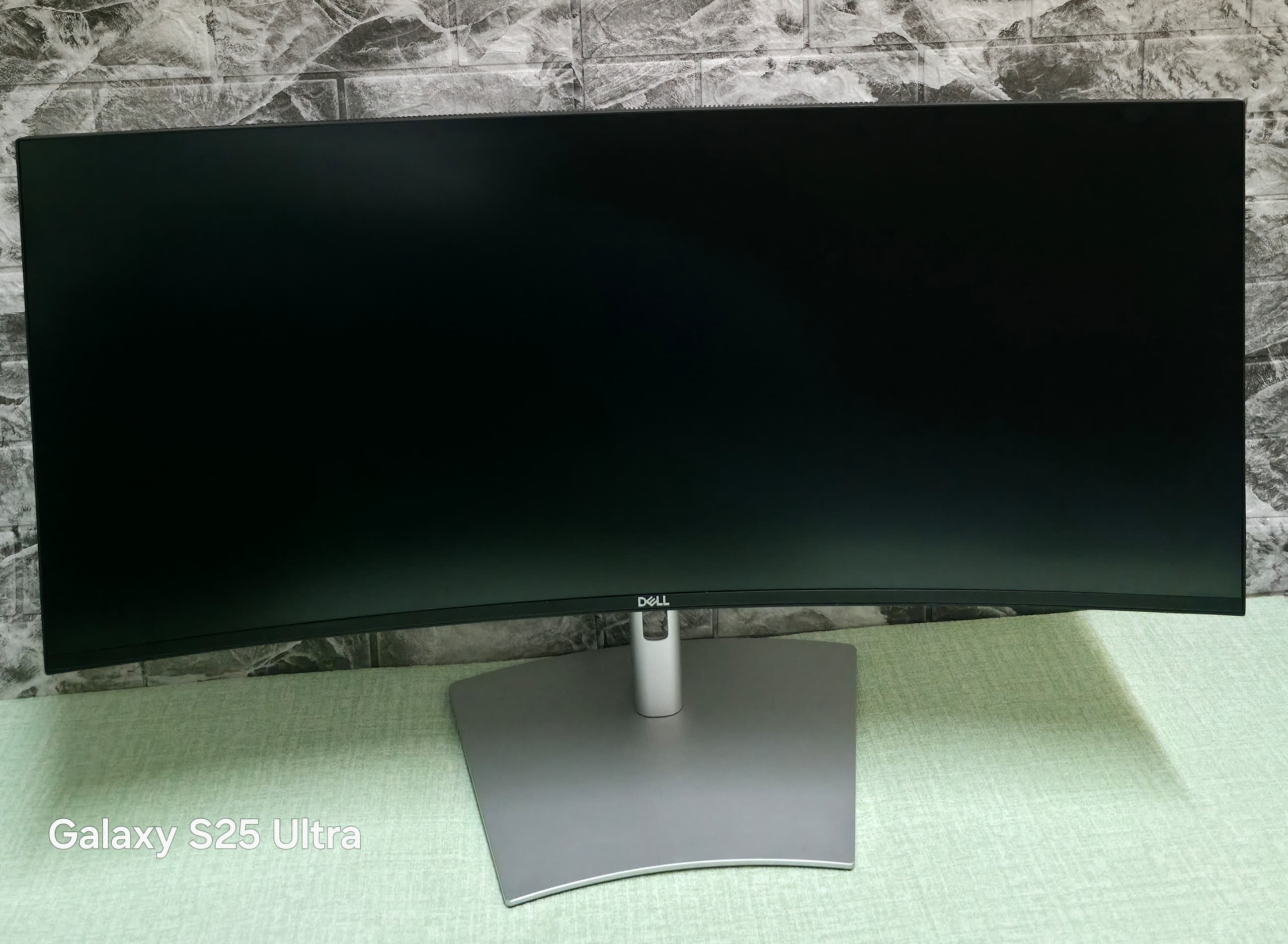DELL ULTRASHARP 34" CURVED — U3424WE thumbnail
