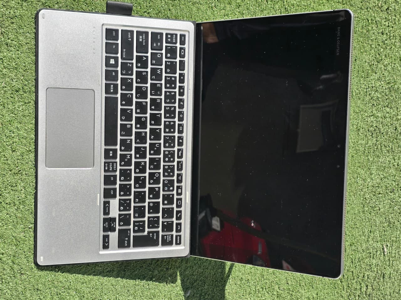 HP Elite x2 1012 G2 series detachable notebook ✅7th generation  ✅12.3" capacitive touchscreen (2736x1824 resolution)  ✅Intel core i5 ✅256 GB,  ✅8 GB Ddr3 ✅Backlit Keyboard  ✅Windows 11 thumbnail