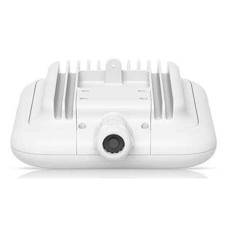 Ubiquiti U7 Outdoor Review: High-Performance WiFi 7 for Outdoor Connectivity thumbnail